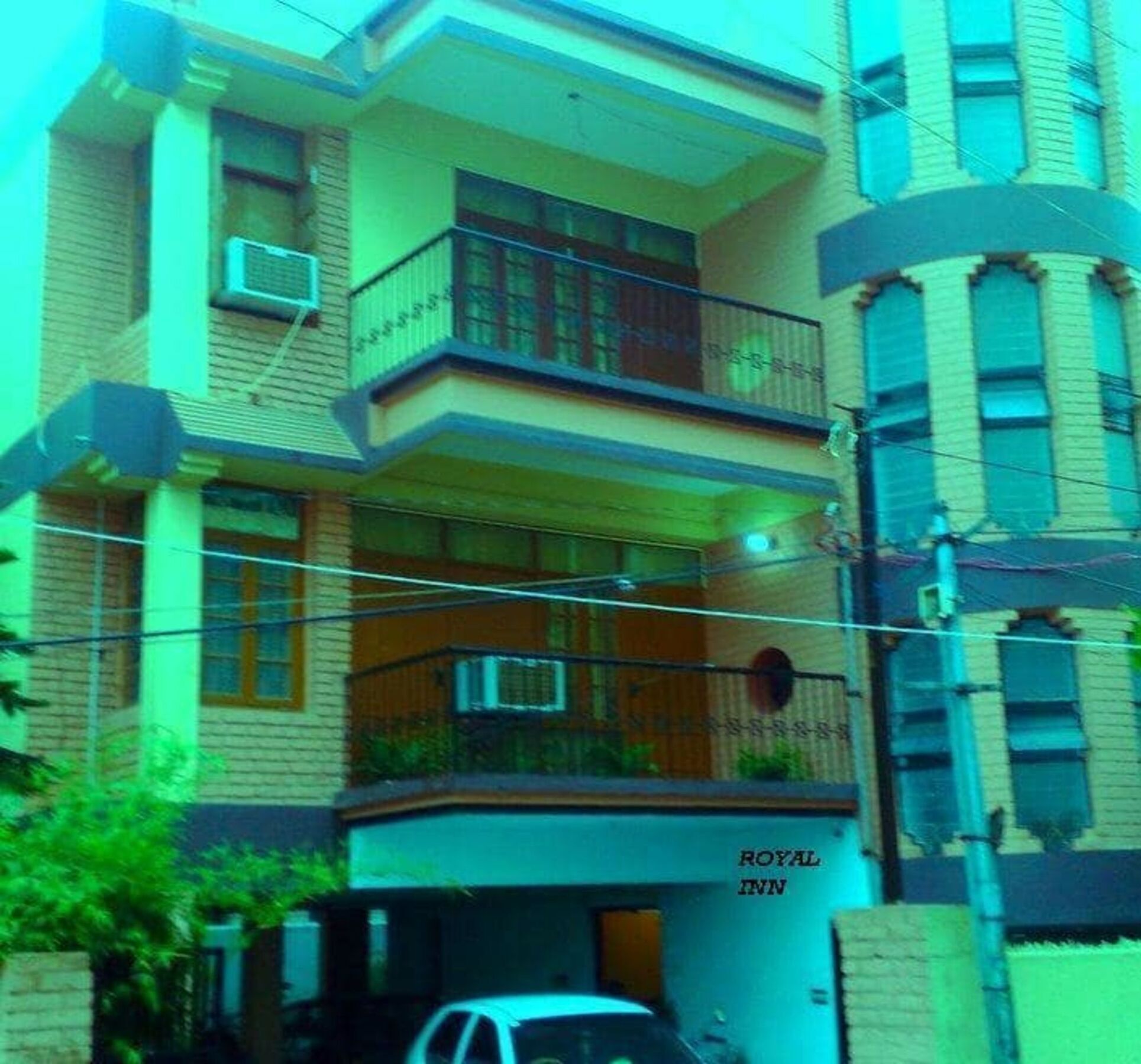 Hotel Royal Inn Патна Екстериор снимка